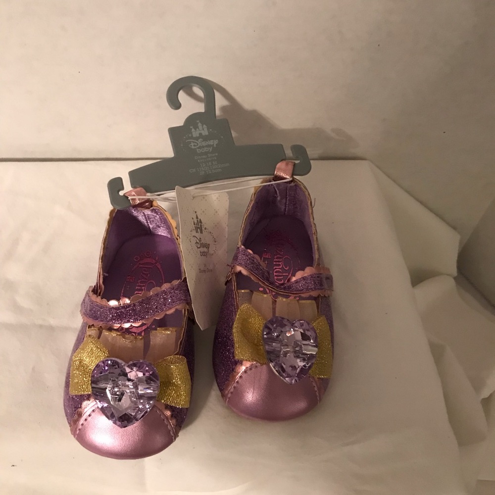 Disney rapunzel baby shoes